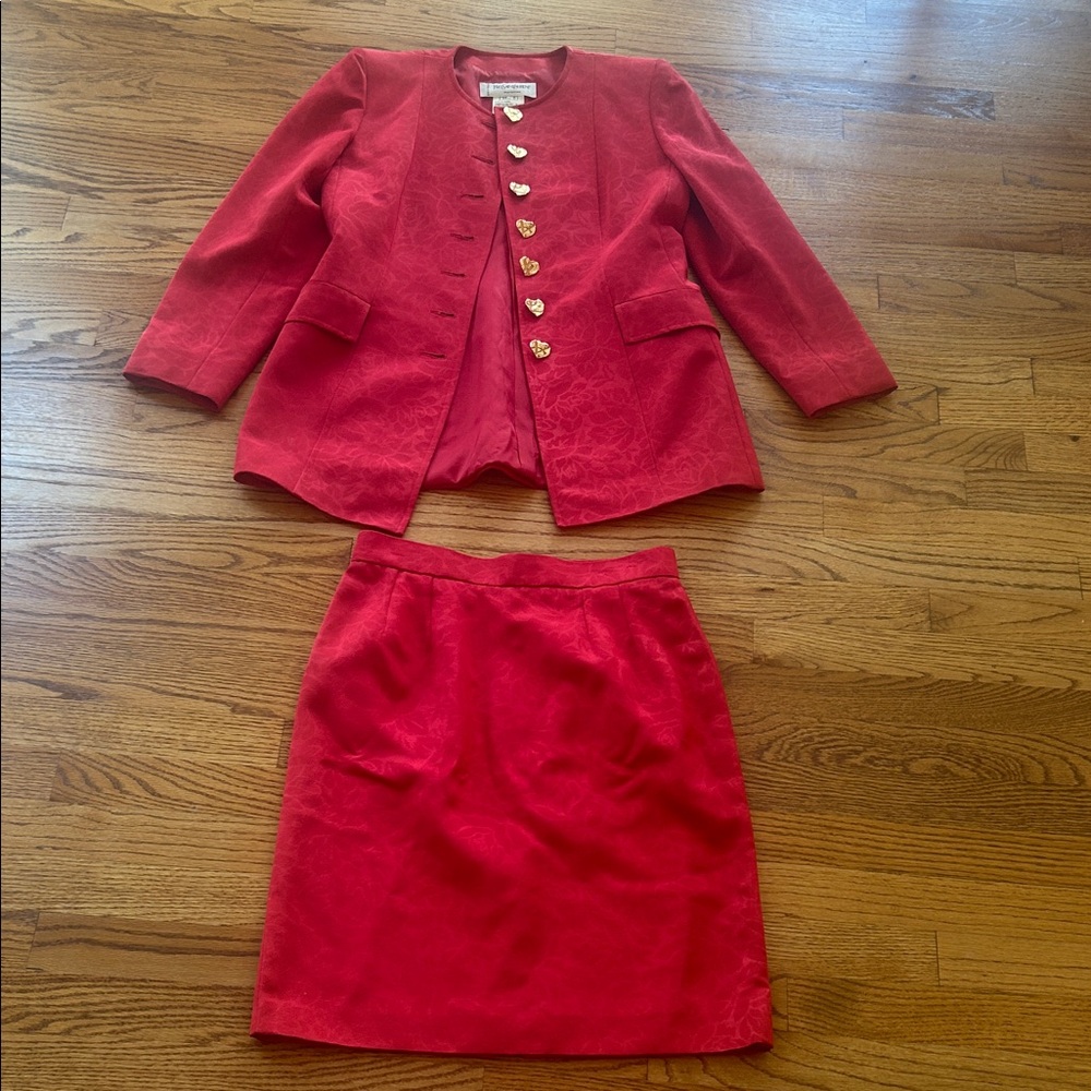 Yves Saint Laurent Vintage and Authentic Red Suit and Skirt Size 6